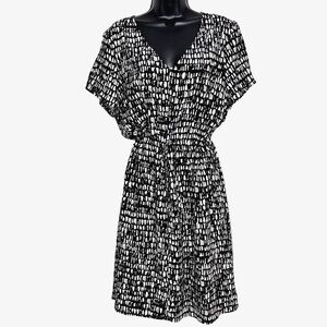 Eileen Fisher Seraglio Dress M Silk Drawstring black cream print knee length
